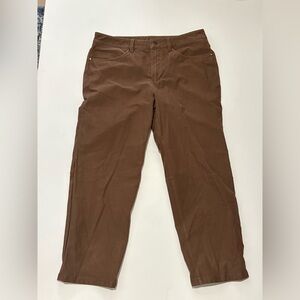 Lululemon Athletica Utilitech Cropped Relaxed Pants